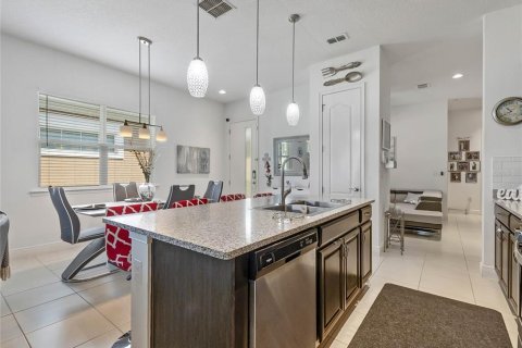 Duplex à vendre à Saint Cloud, Floride: 2 chambres, 136.01 m2 № 1381138 - photo 6