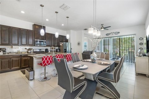 Dúplex en venta en Saint Cloud, Florida, 2 dormitorios, 136.01 m2 № 1381138 - foto 8