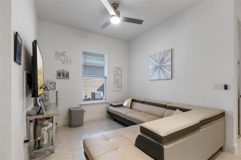 Dúplex en venta en Saint Cloud, Florida, 2 dormitorios, 136.01 m2 № 1381138 - foto 15