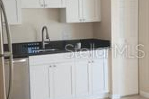 Appartement à louer à Hollywood, Floride: 1 chambre, 88.91 m2 № 1422096 - photo 6