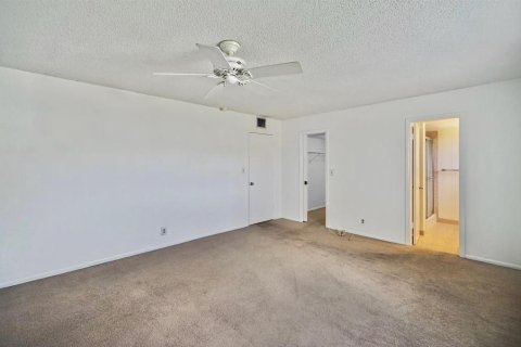 Copropriété à vendre à Hollywood, Floride: 2 chambres, 105.07 m2 № 1207625 - photo 10