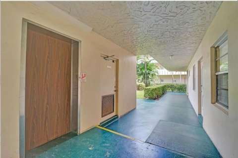 Copropriété à vendre à Hollywood, Floride: 2 chambres, 105.07 m2 № 1207625 - photo 3