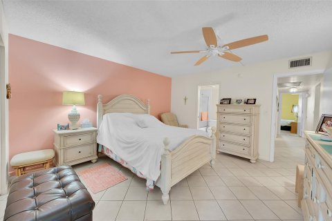 Copropriété à vendre à Coconut Creek, Floride: 2 chambres, 107.77 m2 № 1207663 - photo 20