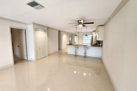 Condo in Boca Raton, Florida, 2 bedrooms  № 1207582 - photo 11