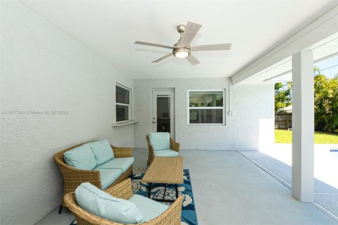 Casa en venta en Port St. Lucie, Florida, 3 dormitorios, 159.23 m2 № 1146762 - foto 28
