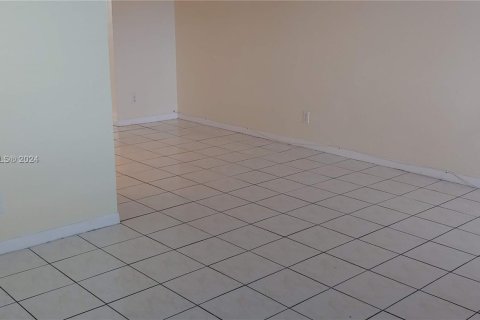 Copropriété à vendre à Fort Lauderdale, Floride: 1 chambre, 54.63 m2 № 1146763 - photo 3