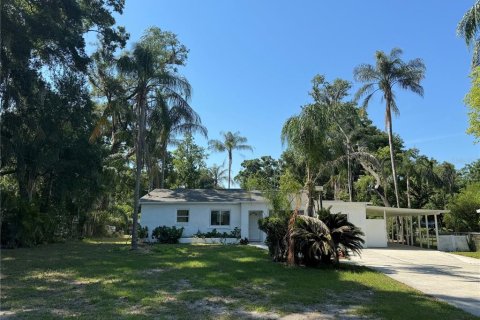 House in Brandon, Florida 2 bedrooms, 133.41 sq.m. № 1153132 - photo 5