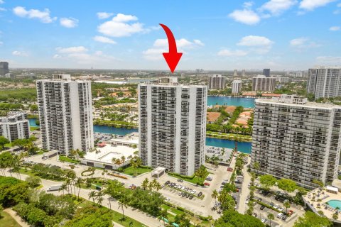 Condominio en venta en Aventura, Florida, 2 dormitorios, 90.3 m2 № 1234002 - foto 26