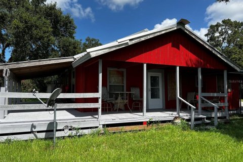 House in Okeechobee, Florida 2 bedrooms, 166.85 sq.m. № 635691 - photo 2