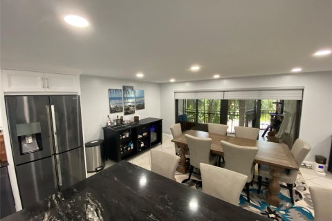 Copropriété à vendre à Fort Lauderdale, Floride: 2 chambres, 117.61 m2 № 1224752 - photo 13