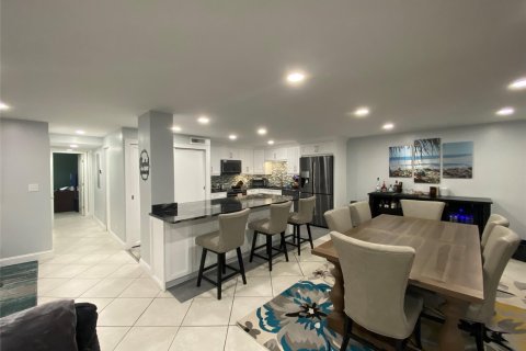 Copropriété à vendre à Fort Lauderdale, Floride: 2 chambres, 117.61 m2 № 1224752 - photo 10