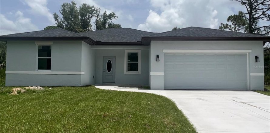 House in Port Charlotte, Florida 3 bedrooms, 117.15 sq.m. № 1268619