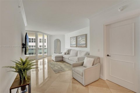 Condominio en venta en Miami Beach, Florida, 2 dormitorios, 138.42 m2 № 1379056 - foto 9