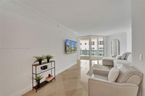 Condominio en venta en Miami Beach, Florida, 2 dormitorios, 138.42 m2 № 1379056 - foto 7