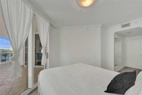 Condominio en venta en Miami Beach, Florida, 2 dormitorios, 138.42 m2 № 1379056 - foto 4