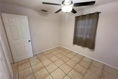 House in Lake Mary, Florida 2 bedrooms, 82.5 sq.m. № 1346870 - photo 7