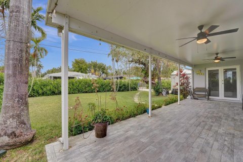 House in Hollywood, Florida 3 bedrooms, 149.39 sq.m. № 1139212 - photo 8