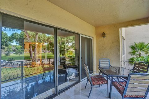 Copropriété à vendre à Lauderhill, Floride: 1 chambre, 63.64 m2 № 1138689 - photo 10