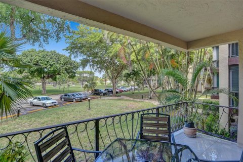 Condominio en venta en Lauderhill, Florida, 1 dormitorio, 63.64 m2 № 1138689 - foto 24