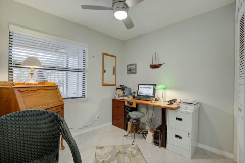 Condo in Hobe Sound, Florida, 2 bedrooms  № 1151792 - photo 17