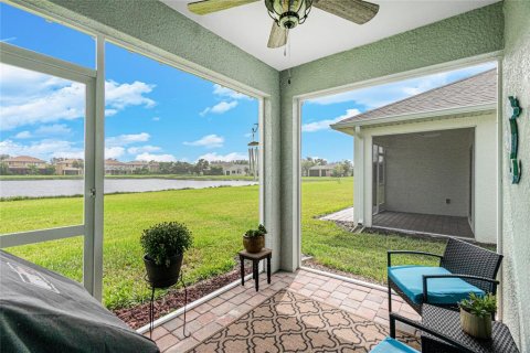 Villa ou maison à vendre à Port Charlotte, Floride: 4 chambres, 173.91 m2 № 791902 - photo 19