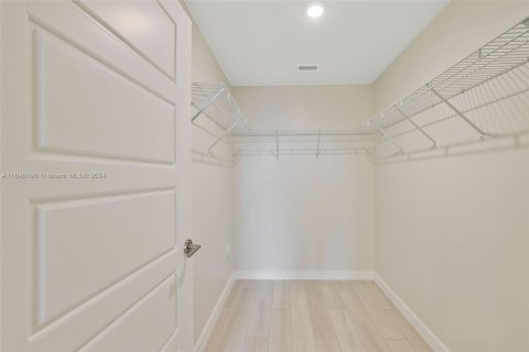 Apartment in Fort Lauderdale, Florida 1 bedroom, 93.18 sq.m. № 1329002 - photo 23