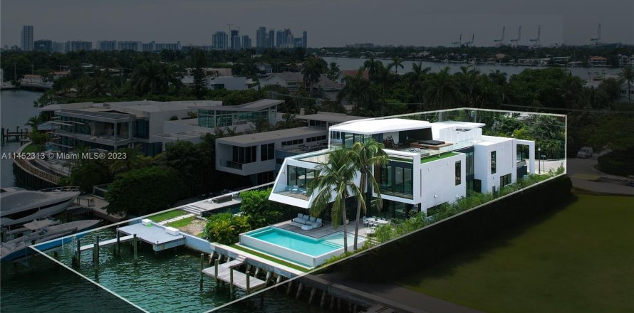 Villa ou maison à Miami, Floride 5 chambres, 676.61 m2 № 720589