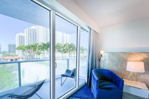 Condo in Fort Lauderdale, Florida, 2 bedrooms  № 996109 - photo 5