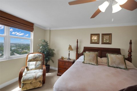 Condo in Lauderdale-by-the-Sea, Florida, 2 bedrooms  № 1208581 - photo 27