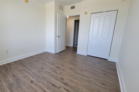 Copropriété à vendre à Hollywood, Floride: 2 chambres, 96.25 m2 № 1208631 - photo 12