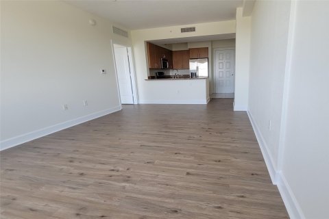 Copropriété à vendre à Hollywood, Floride: 2 chambres, 96.25 m2 № 1208631 - photo 27