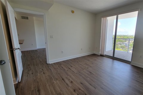 Copropriété à vendre à Hollywood, Floride: 2 chambres, 96.25 m2 № 1208631 - photo 20