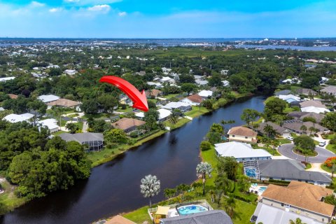 House in Palm City, Florida 3 bedrooms, 239.04 sq.m. № 1208582 - photo 4