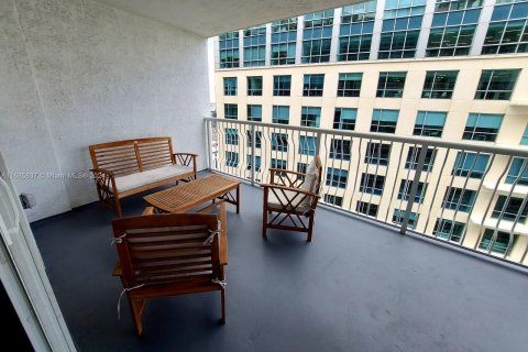 Condominio en venta en Miami, Florida, 1 dormitorio, 76.64 m2 № 1427388 - foto 8