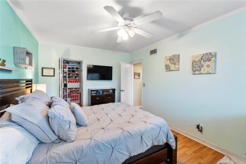 Copropriété à vendre à Coral Springs, Floride: 2 chambres, 88.26 m2 № 1005439 - photo 10
