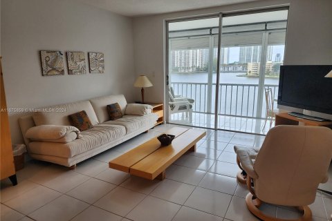 Copropriété à vendre à Aventura, Floride: 1 chambre, 71.35 m2 № 1406166 - photo 14