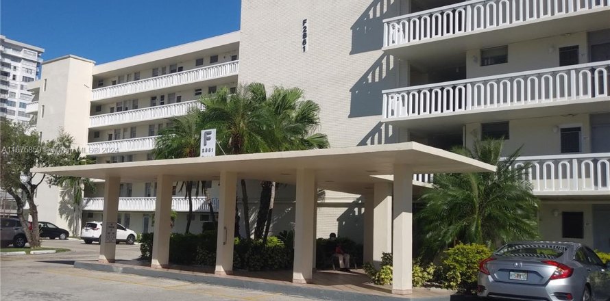 Condo in Aventura, Florida, 1 bedroom  № 1406166