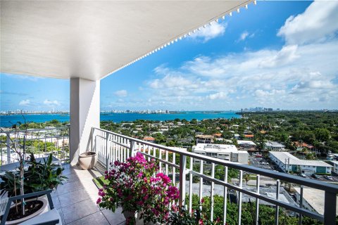 Condominio en venta en Miami, Florida, 1 dormitorio, 111.48 m2 № 1406206 - foto 12