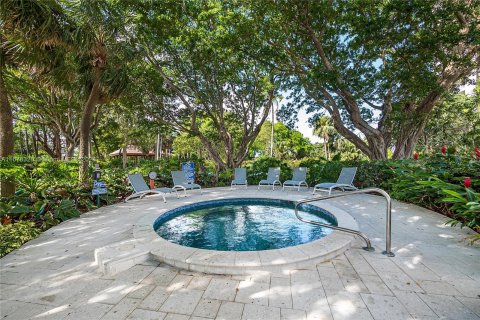 Condo in Miami, Florida, 1 bedroom  № 1406206 - photo 24