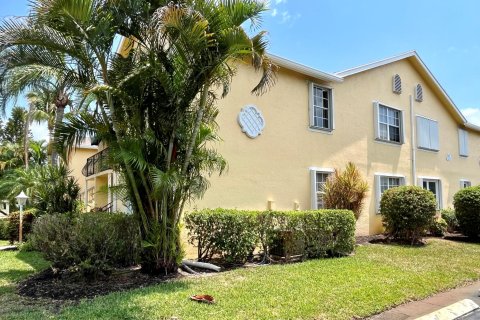 Condominio en venta en Hypoluxo, Florida, 2 dormitorios, 97.08 m2 № 1185197 - foto 15