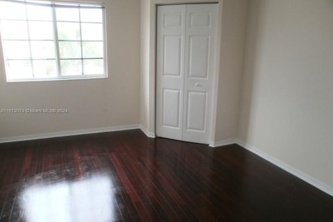 Condominio en venta en Pembroke Pines, Florida, 1 dormitorio, 68.93 m2 № 1234190 - foto 9