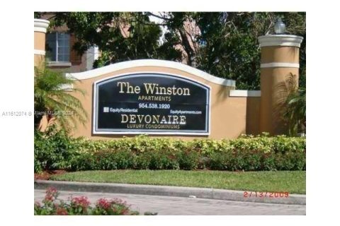 Condominio en venta en Pembroke Pines, Florida, 1 dormitorio, 68.93 m2 № 1234190 - foto 1