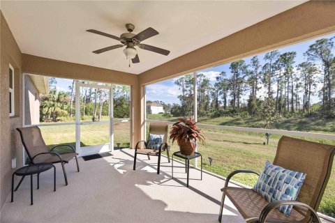 House in North Port, Florida 3 bedrooms, 132.57 sq.m. № 1401864 - photo 30