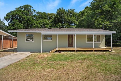 Villa ou maison à vendre à DeLand, Floride: 3 chambres, 131.18 m2 № 1199738 - photo 1