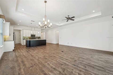 Villa ou maison à vendre à Kissimmee, Floride: 2 chambres, 164.44 m2 № 1317662 - photo 5