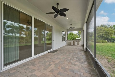 Villa ou maison à vendre à Kissimmee, Floride: 2 chambres, 164.44 m2 № 1317662 - photo 28