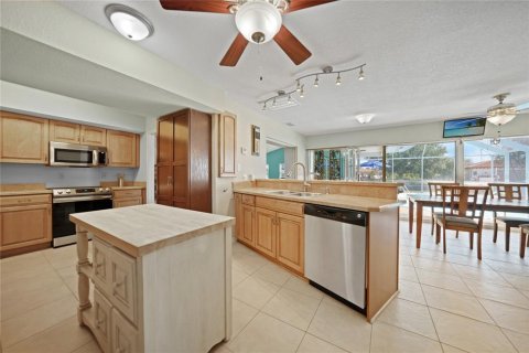 Villa ou maison à vendre à Port Charlotte, Floride: 3 chambres, 232.63 m2 № 1110946 - photo 19