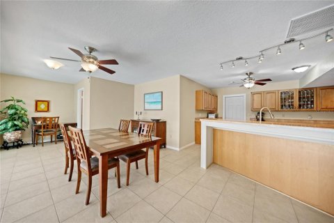 Villa ou maison à vendre à Port Charlotte, Floride: 3 chambres, 232.63 m2 № 1110946 - photo 7