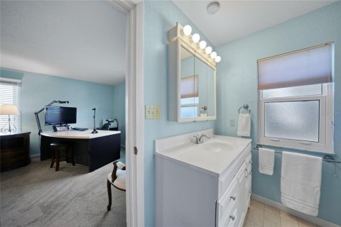 Villa ou maison à vendre à Port Charlotte, Floride: 3 chambres, 232.63 m2 № 1110946 - photo 29