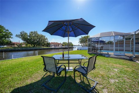 Villa ou maison à vendre à Port Charlotte, Floride: 3 chambres, 232.63 m2 № 1110946 - photo 3